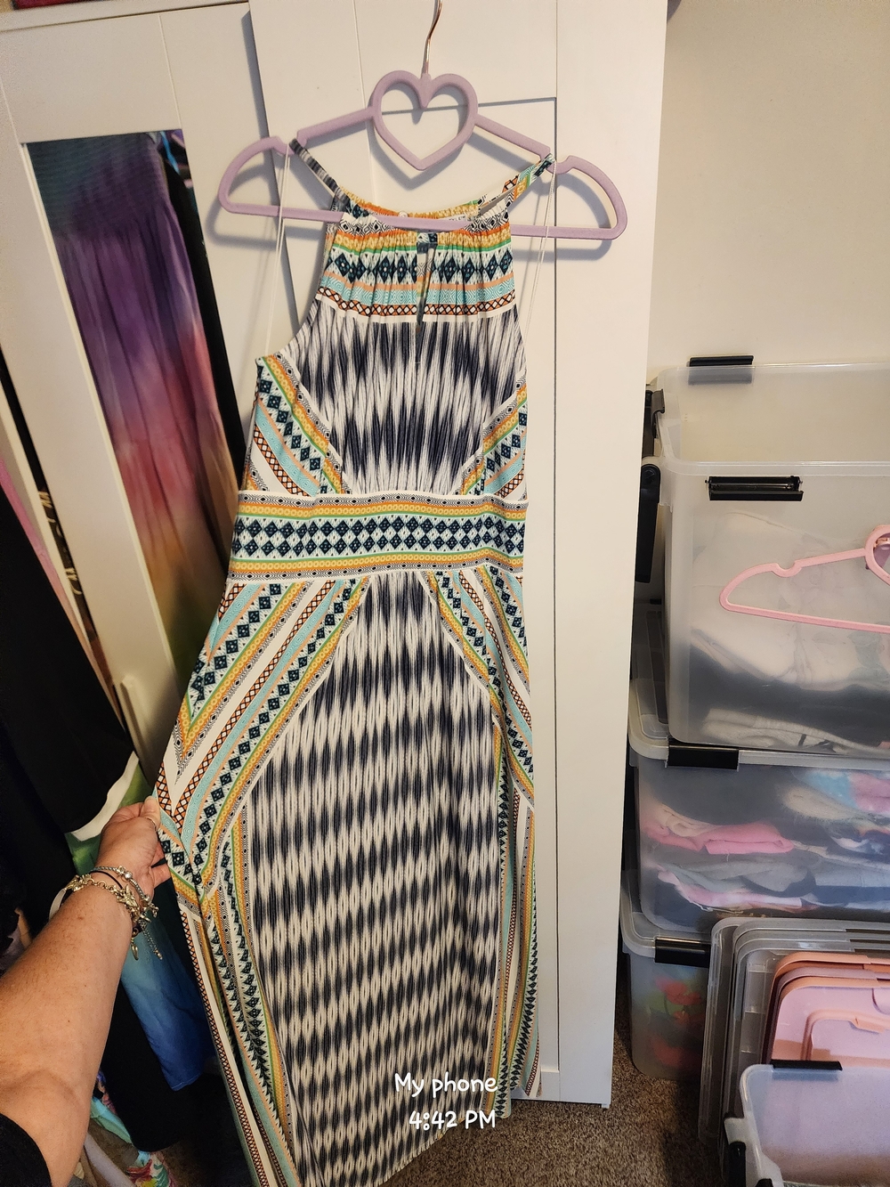 Sleeveless Patterned Maxi Dress in Navy and White